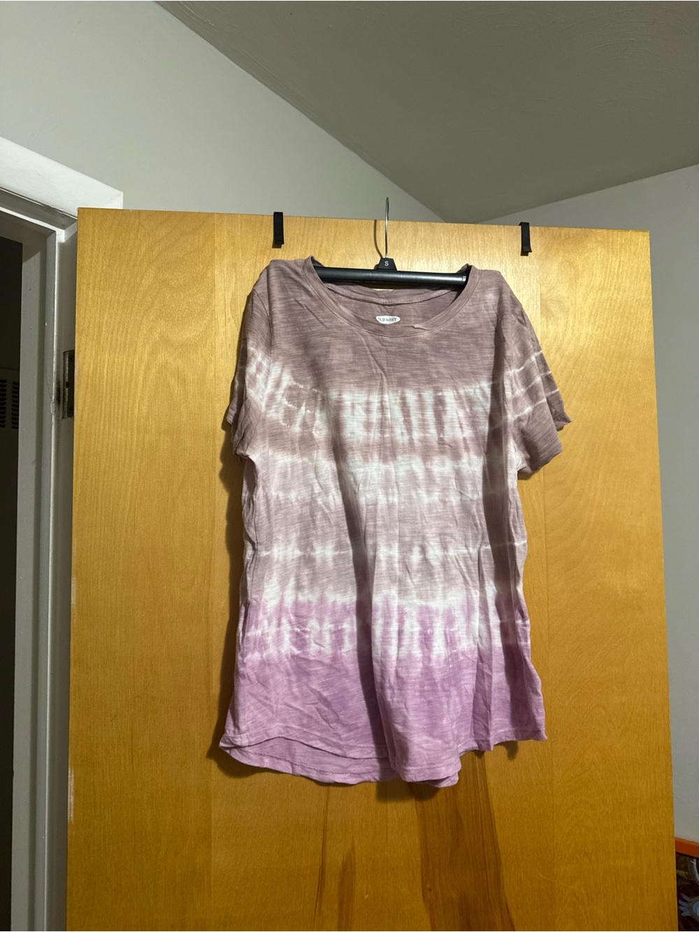 Old Navy Tie-Dye Short Sleeve Tee in Mauve and Lavender